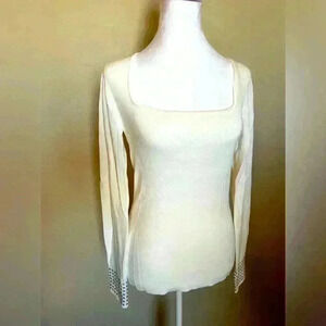 White House Black Market women’s long sleeve